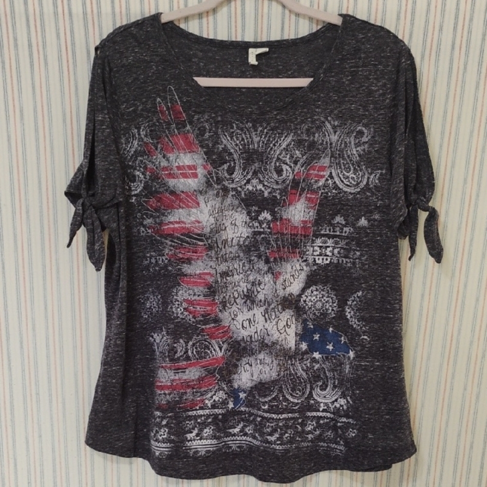 Cato Est 1946 Women's Heather Gray Patriotic Graphic Top  L